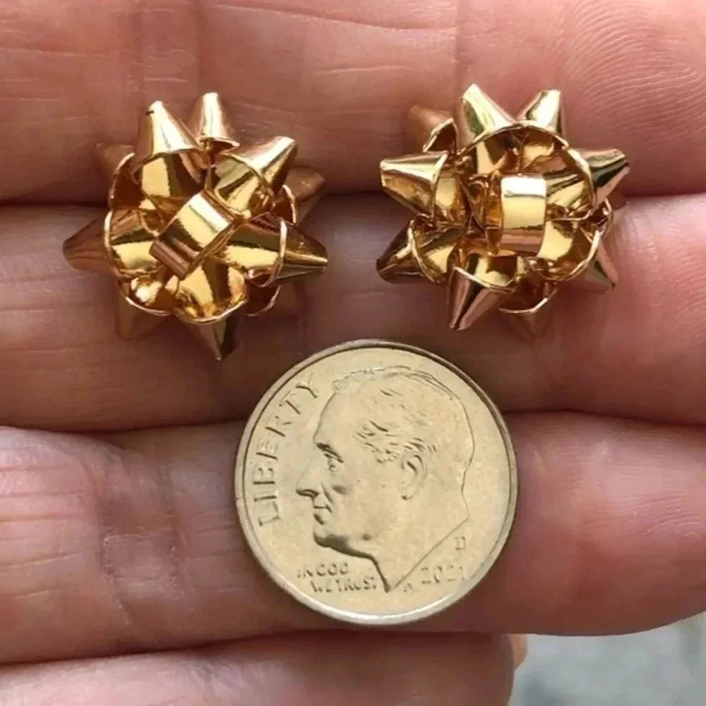 Gold Metal Bow Present Holiday Christmas Gift Stud Earrings NWT